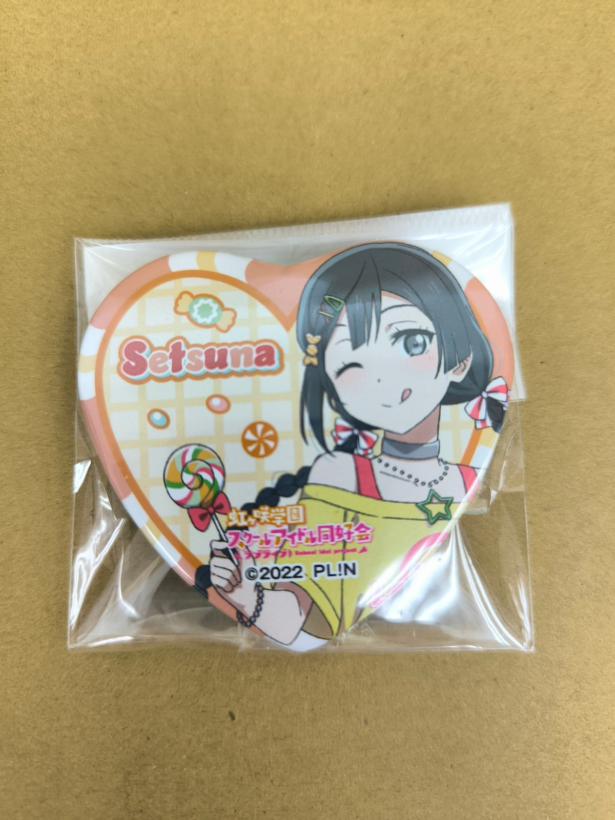ラブライブ！ 虹ヶ咲学園スクールアイドル同好会 缶バッジ ハート型缶バッジ ヴィレヴァン キャンディ 優木せつ菜 [ll-00296]